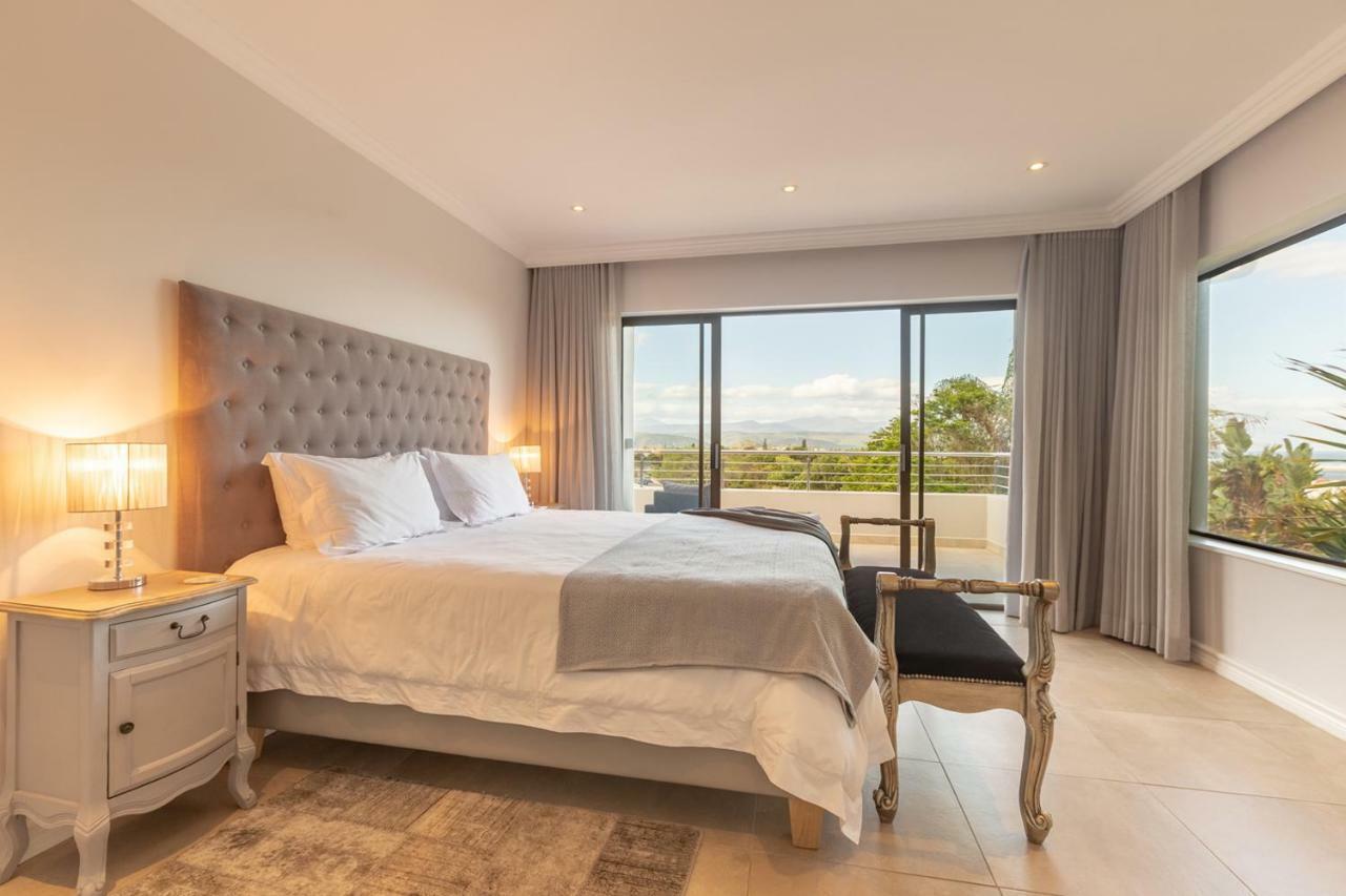 Sunrise Bay Self Catering Apartment Plettenberg Bay Ruang foto