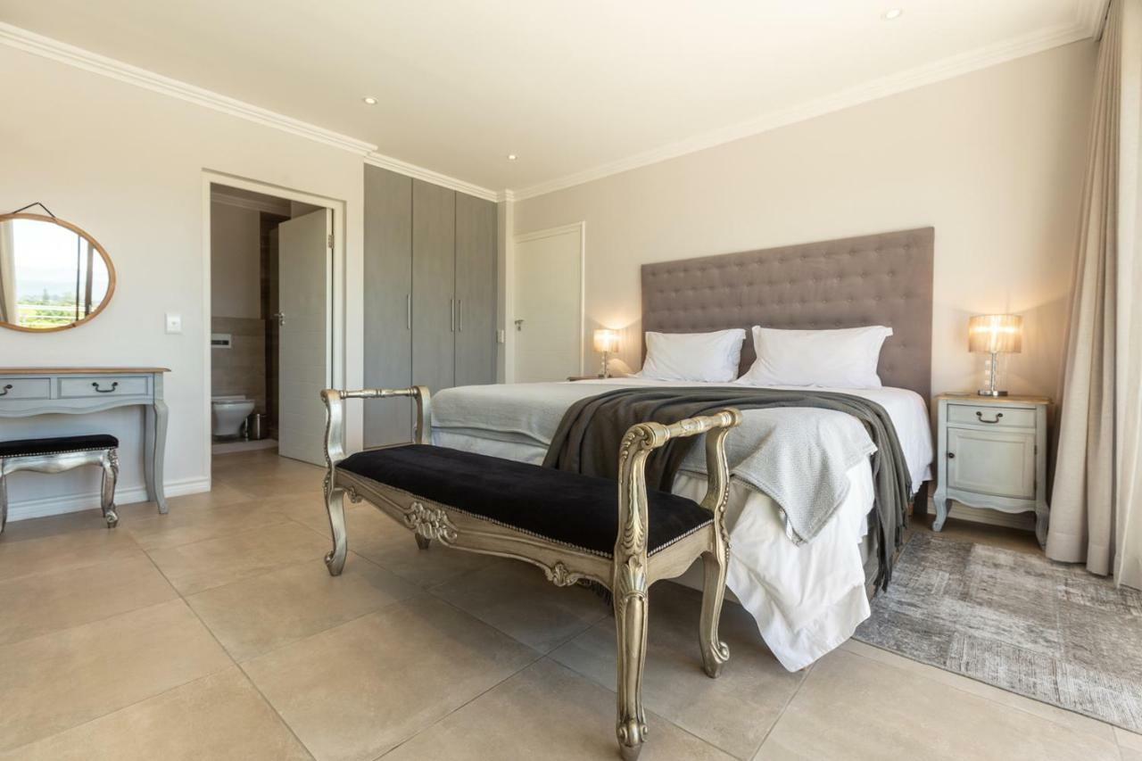 Sunrise Bay Self Catering Apartment Plettenberg Bay Bagian luar foto