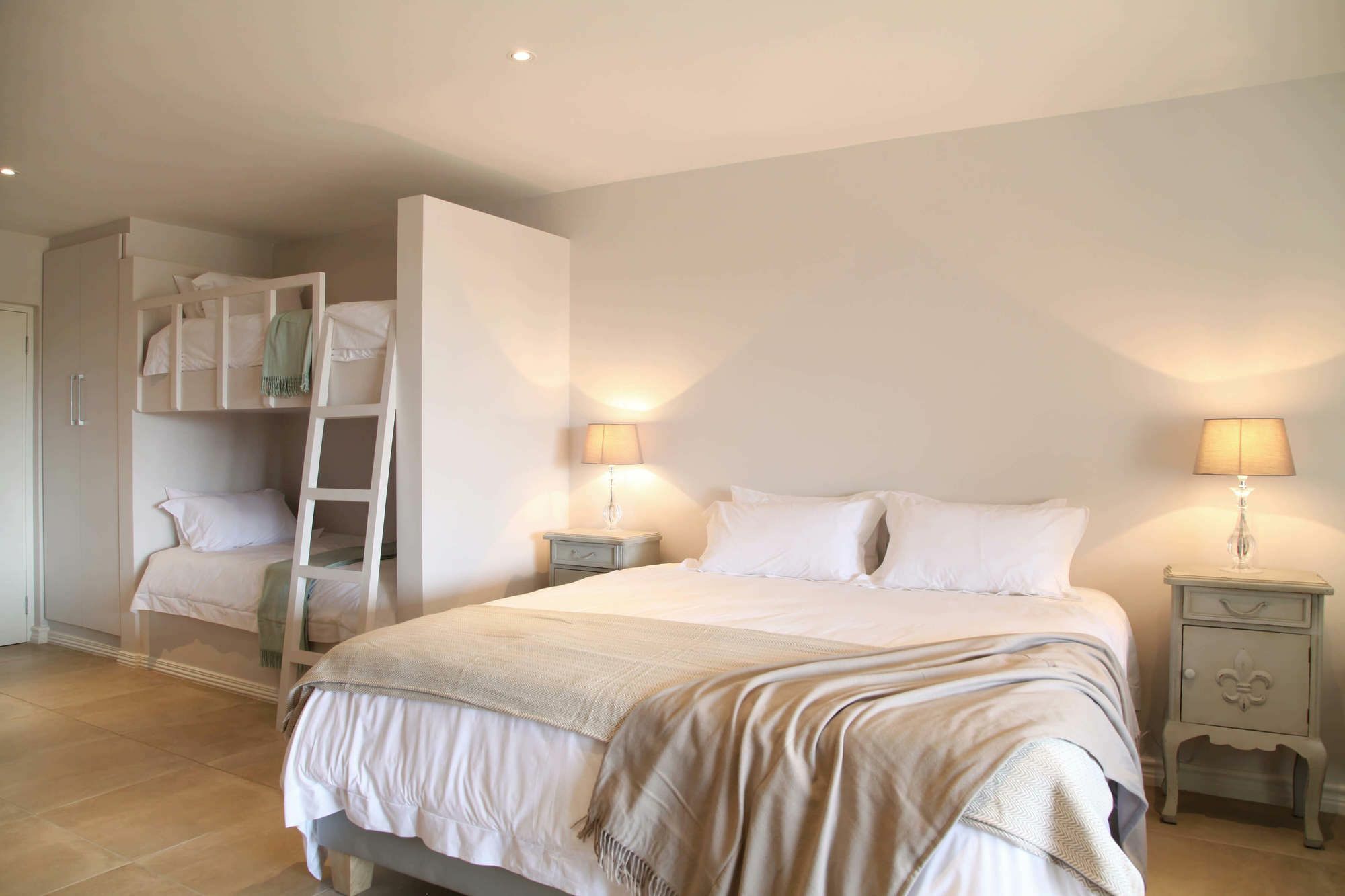 Sunrise Bay Self Catering Apartment Plettenberg Bay Bagian luar foto